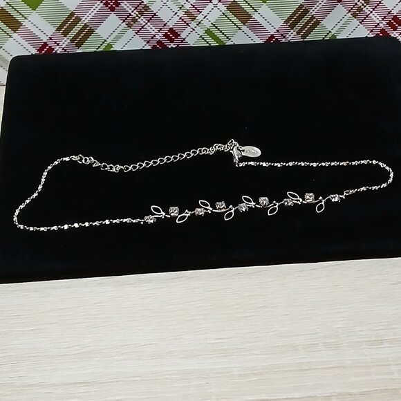 Icing Silver Tone Ivy Choker Necklace Jewelry #92 - Picture 1 of 7